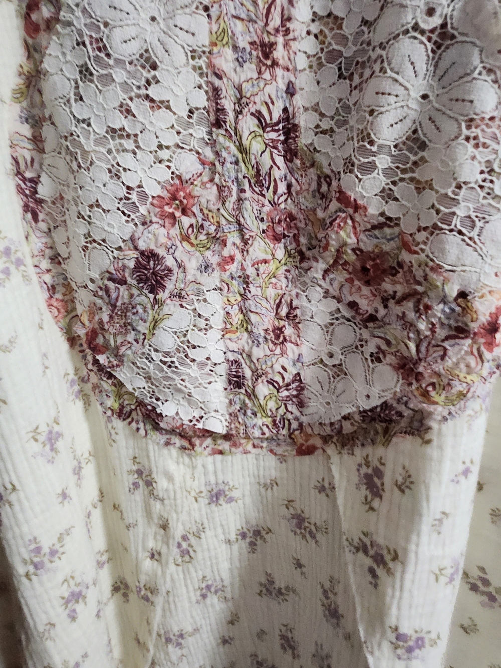 POL Floral Patchwork Double Peace Sign NEW Size M Boutique Blouse Cream w/lace - Picture 10 of 16